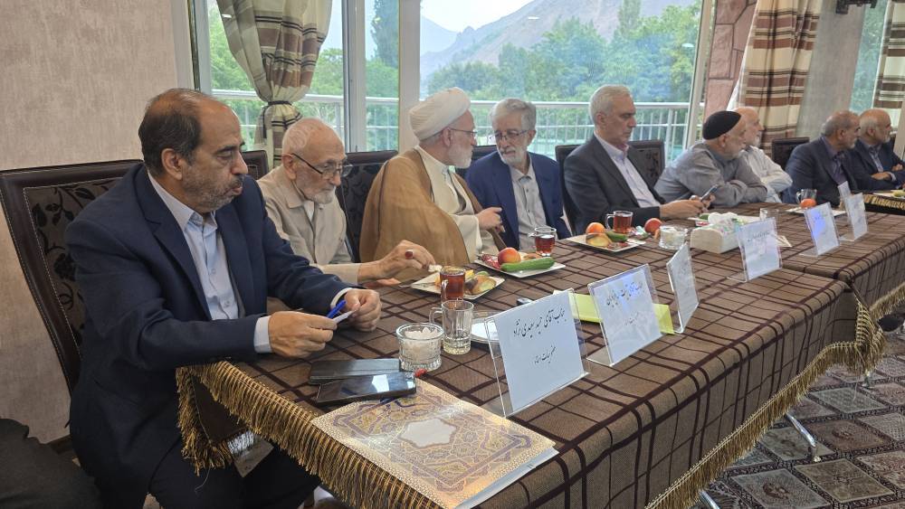 حداد عادل: شهیدان رجایی، باهنر و بهشتی؛ برخاسته از مکتب تعلیم و تربیت اسلامی هستند&nbsp;