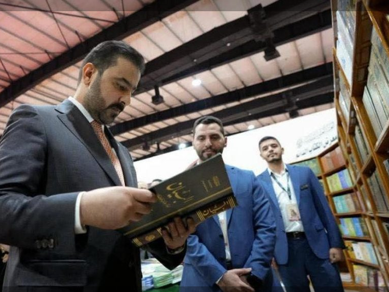 بازدید سران سه قوه عراق از غرفه آستان مقدس علوی