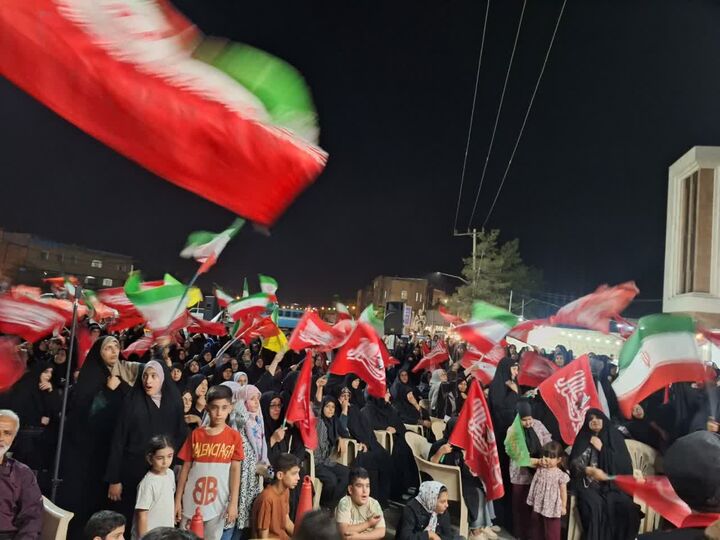 طنین «نشاط اجتماعی» در قلب کاشان؛ رویداد «زندگی با ورزش در جریان است» در میدان ۹ دی برگزار شد