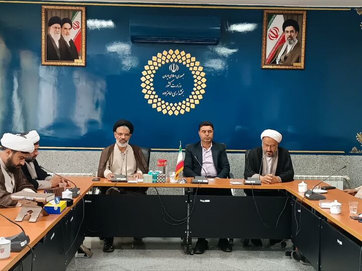 بسیج ظرفیت‌های مسجدی برای اعتلای فعالیت‌های قرآنی در بادرود