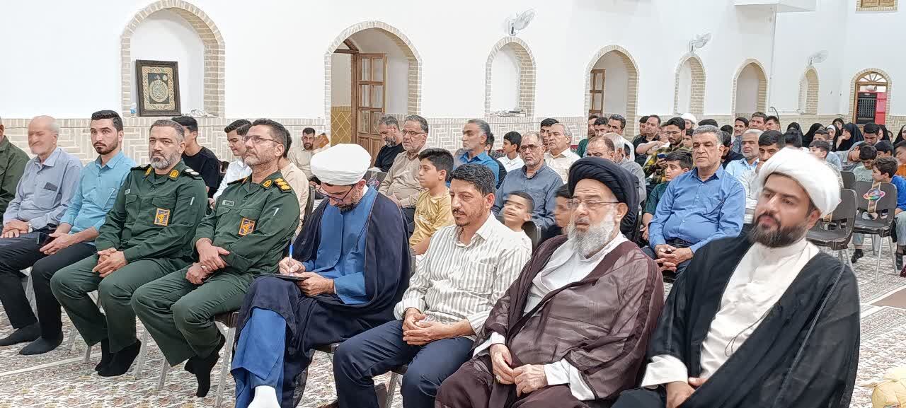 برگزیدگان و فعالان قرآنی شهرستان نطنز تجلیل شدند+عکس