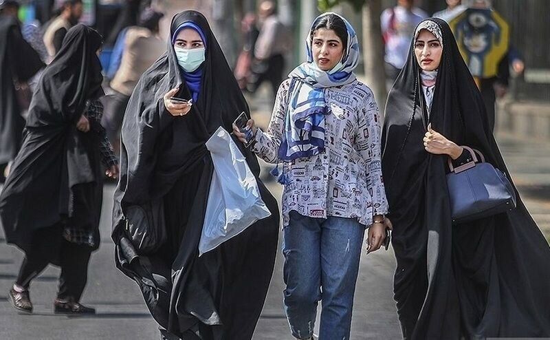 مسئولان در قبال حجاب و عفاف جامعه مسئولند/ میدان را برای بی‌عفتی خالی نکنیم