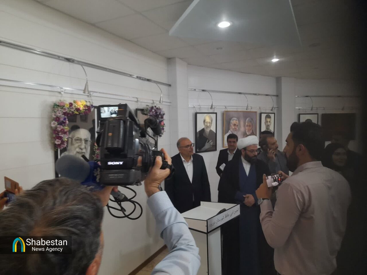 نمایشگاه طراحی تمثال شهدا در دورود برپا شد