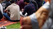 تجمع موتورسواران مقابل مسجد کائوناس لیتوانی؛ وقتی اعتراض به مهاجرت به توهین به مسلمانان کشیده شد