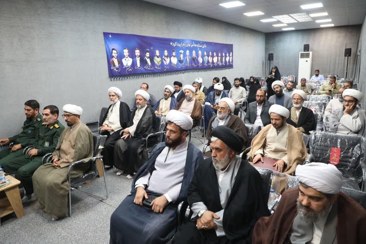«خودسازی» مقدمه دعوت دیگران به معارف اسلامی است