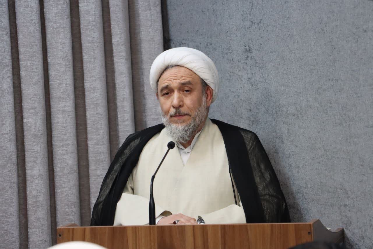 «خودسازی» مقدمه دعوت دیگران به معارف اسلامی است