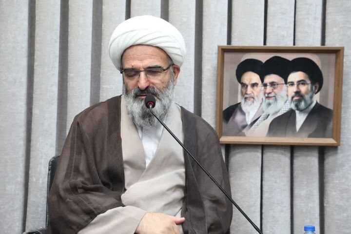 «خودسازی» مقدمه دعوت دیگران به معارف اسلامی است