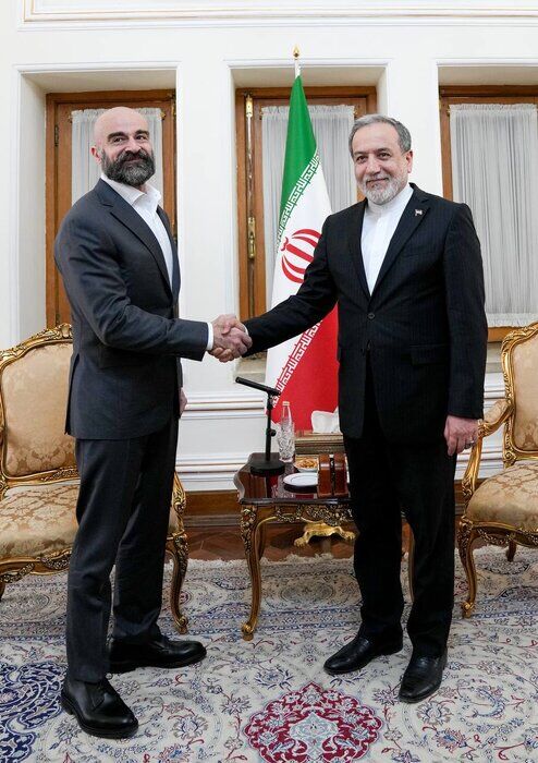 رئیس اتحادیه میهنی کردستان عراق با عراقچی دیدار کرد
