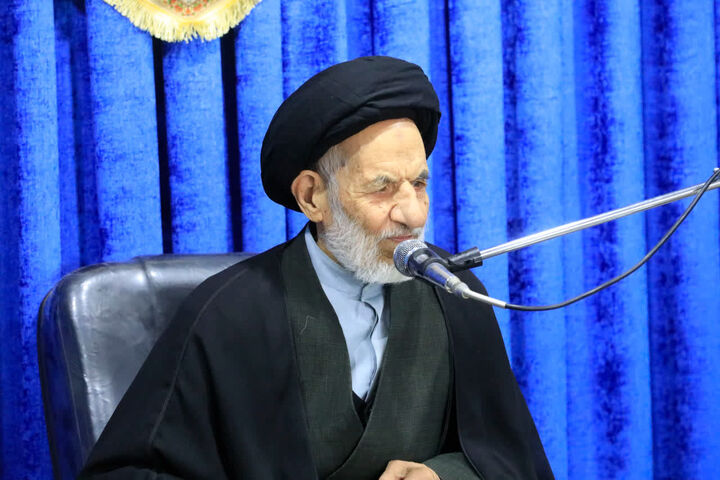 دشمن در جنگ فرهنگی به دنبال تغییر هویت جامعه است