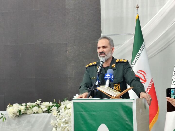جهاد در محرومیت‌زدایی و خدمت به مردم، مکمل جهاد در میدان دفاع است