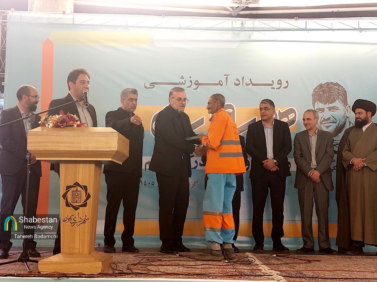 «همروایت» از نامگذاری هوشمندانه به یاد شهید احد زرنگیپور تا تجلیل از دو پاکبان خاص در آستانه دویستمین شب حماسه ملت مبعوث