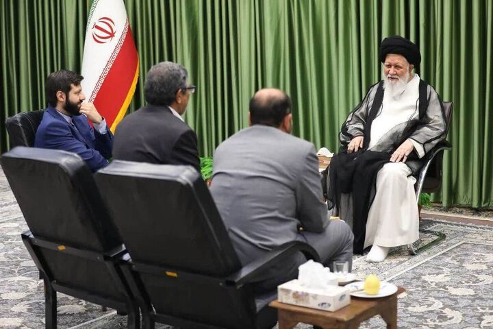 هم‌افزایی اساتید و دانشجویان، زمینه‌ساز توسعه فعالیت‌های دانشگاهی