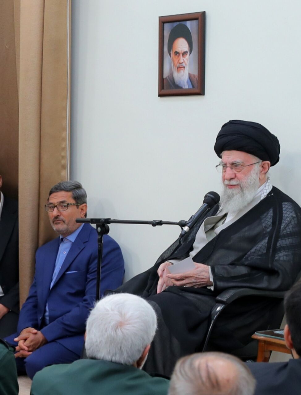 ۳۸ سال خدمت در بیت رهبری؛ پایان عهد شهید ثقفی‌فر در کنار قائد شهید امت