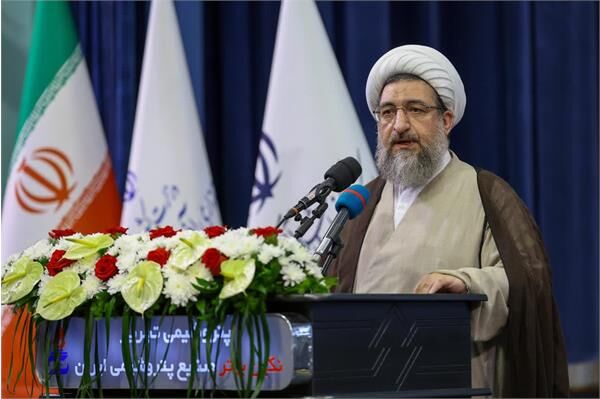 کثرت زبانی و فرهنگی ایران، ظرفیتی برای تقویت وحدت ملی است