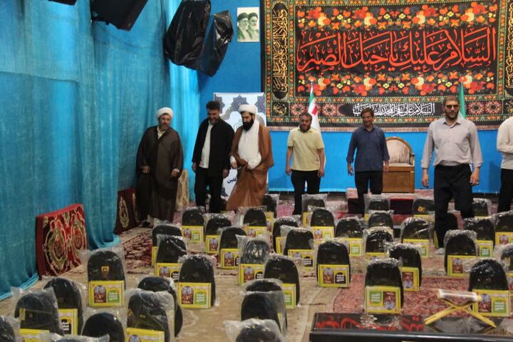 ۲۵۰ بسته آموزشی از محل نیات موقوفات توزیع شد
