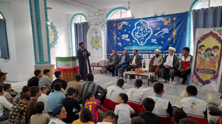 اختتامیه کلاس‌های تابستانی کانون‌های مساجد عنبران برگزار شد / تجلیل از ۱۸۰ نوجوان فعال