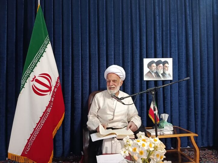 ملت ایران در برابر تهدیدها با صبر و هوشیاری ایستادگی می‌کند