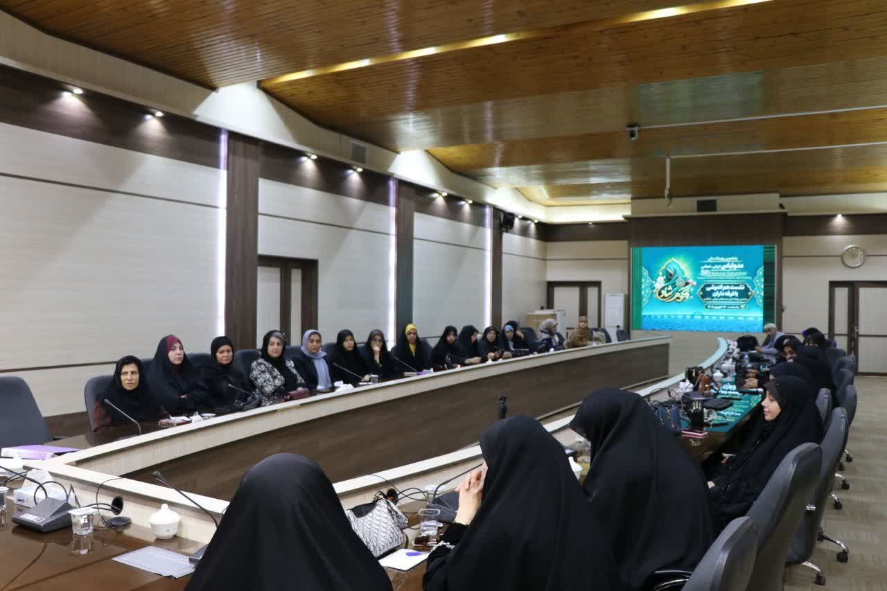 تولیدکنندگان آذربایجان‌غربی با قدرت در «گوهرشاد» حاضر شوند