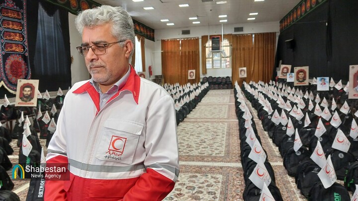 ۱۷۰۰ بسته نوشت‌افزار به دانش‌آموزان نیازمند خراسان جنوبی اهدا شد