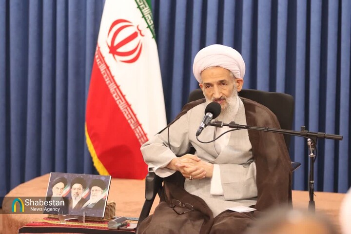 ترویج قرآن‌خوانی فردی و حمایت ساختاری از خانه‌های قرآن، ضرورتی انکارناپذیر است