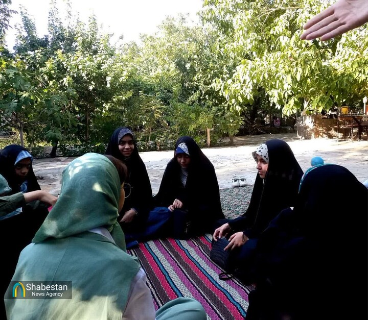 دورهمی مادران و دختران کانون بقیه‌الله؛ از بازی و سرود تا آموزش سواد رسانه‌ای