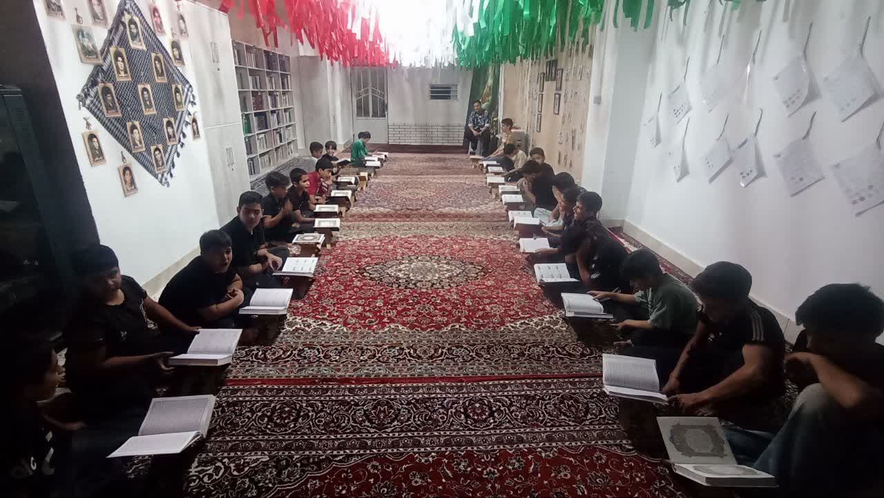 برگزاری اردوی فرهنگی قرآنی شبی در مسجد جامع در روستای محمدآباد ابوزیدآباد