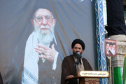 حجت‌الاسلام آقامیری: اهتزاز پرچم یعنی بالا بردن آرمان‌ها و اندیشه‌های شیعه راستین