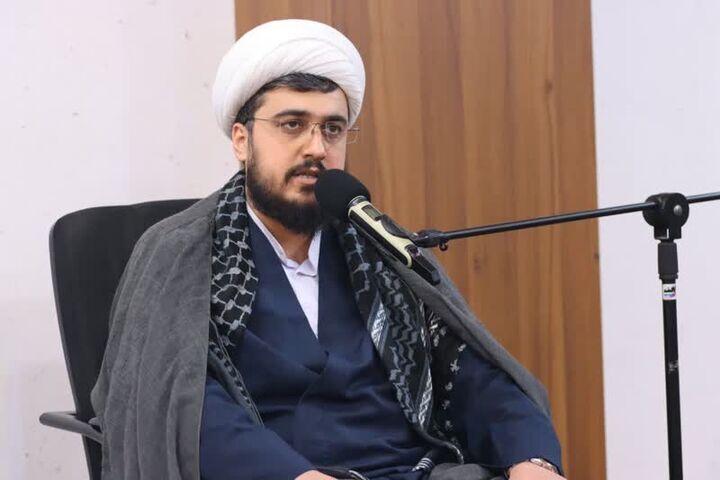 التزام به شئونات اسلامی محدود به ساعت اداری نیست/ دمیدن در دوگانه «جنگ و معیشت» هم‌صدایی با دشمن است