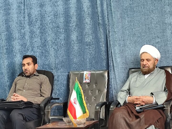 راهزن‌های فکری و فرهنگی هویت جوانان را هدف گرفته‌اند