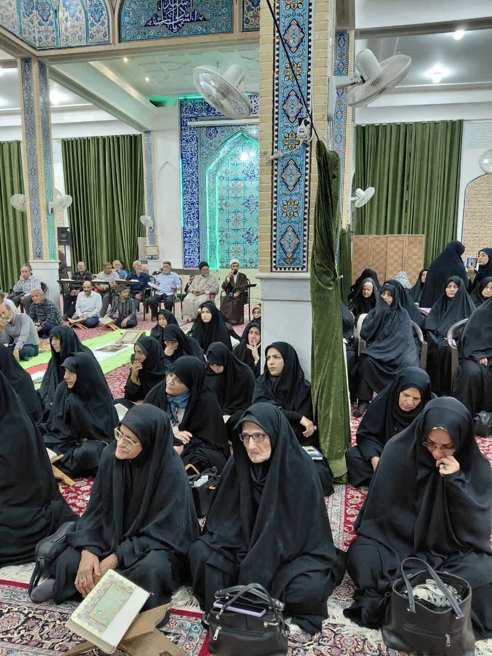 برگزاری محفل انس با قرآن کریم در روستای علی‌آباد مرکزی آران و بیدگل