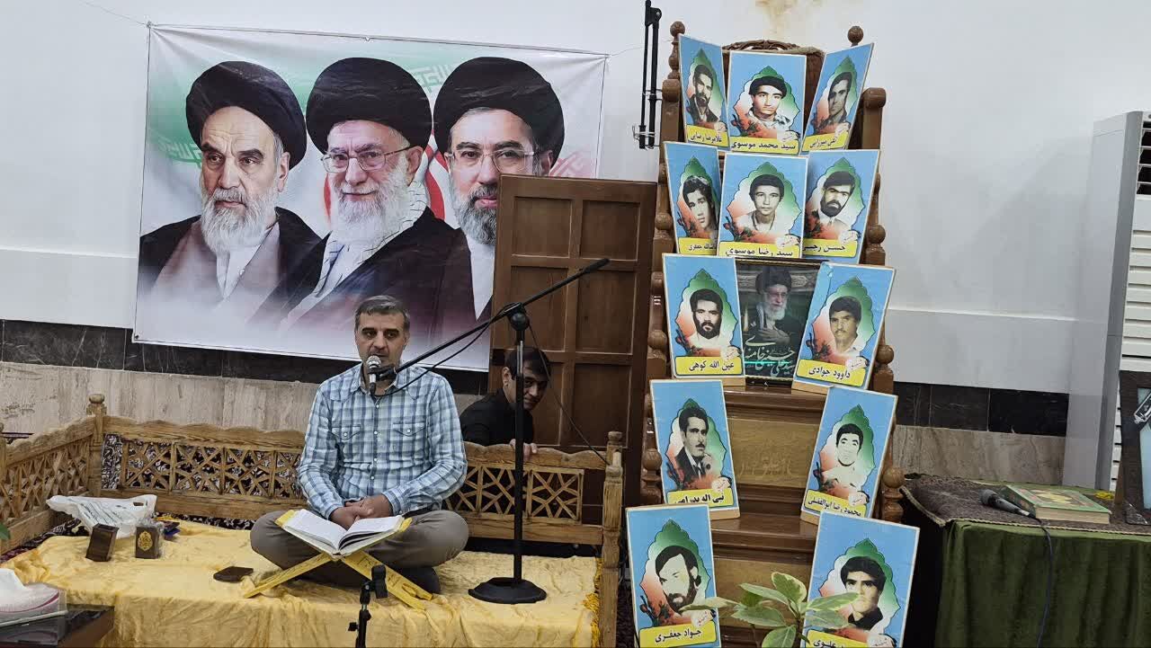 برگزاری محفل انس با قرآن کریم در روستای علی‌آباد مرکزی آران و بیدگل