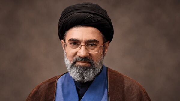 رهبر انقلاب: قدرت برآمده از دانش با تقوا؛ سپری در برابر نظام سلطه است