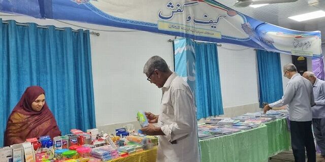 نمایشگاه نوشتافزار مسجد سیدالشهدا کنتکان میناب؛ پناهگاه خانوادهها در برابر گرانی لوازمالتحریر