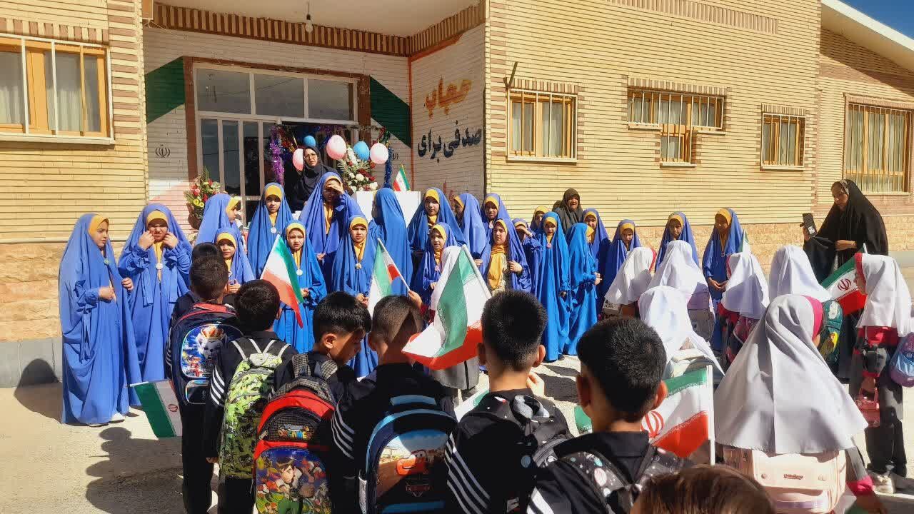 از حضور ۲۰۰ شبه اعضای کانون در تجمعات تا اجرای سرود و نمایش در جشن شکوفهها