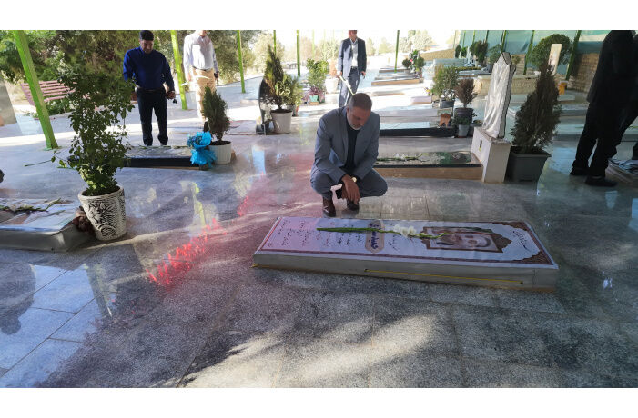 تجدید میثاق جهادگران عرصه مقدس مدرسهسازی با شهدا
