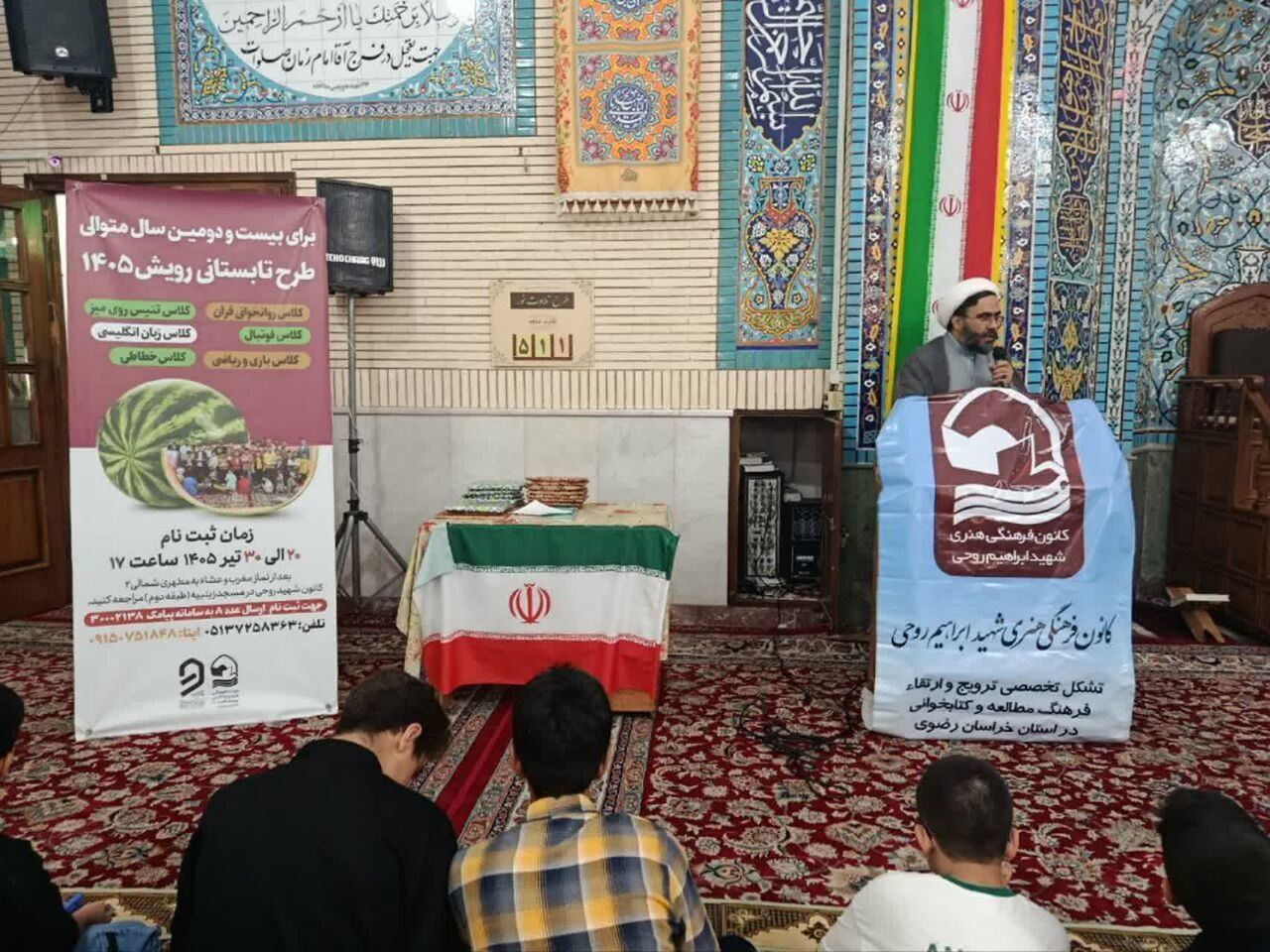 لزوم وفاق در ارکان مسجد/ وحدت عامل پویایی در مسجد است