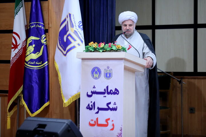زکات انسان را از اسارت مال و طمع آزاد می‌کند
