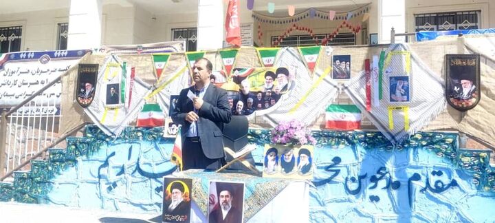 استعداد دانش‌آموزان را نباید در قالب آرزوهای دیگران محدود کرد