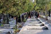 عطر افشانی و غبارروبی گلزار شهدای شهرکرد