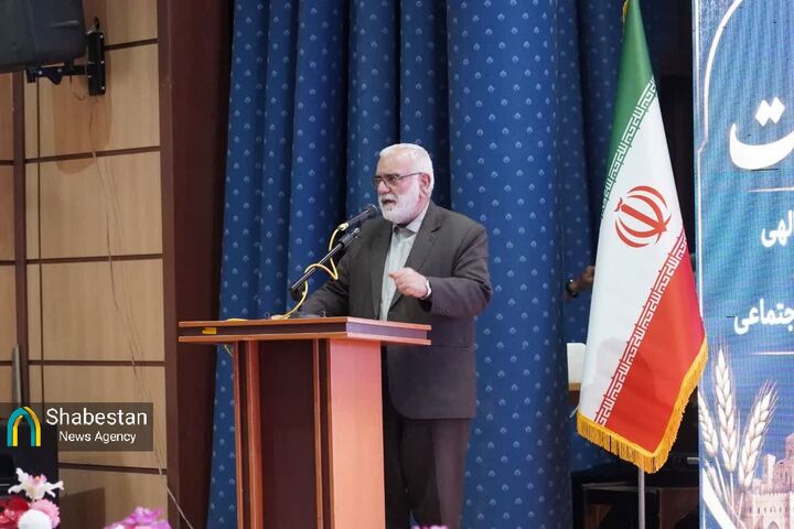 زکات به عنوان مصداقی از طهارت مال دغدغه رهبر جدی رهبر شهید بود