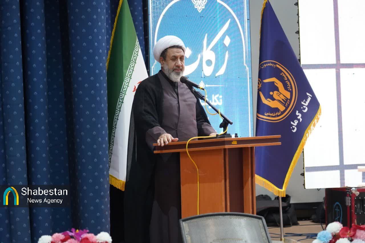 زکات به عنوان مصداقی از طهارت مال دغدغه رهبر جدی رهبر شهید بود