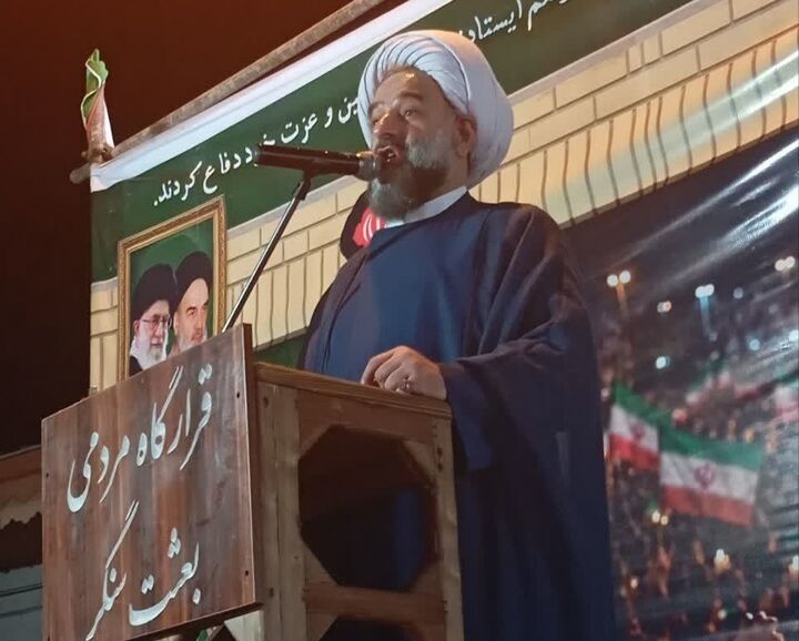 ملت ایران، مبعوث‌شده تاریخ است / باید برای آن یگانه دوران امتحان بدهیم