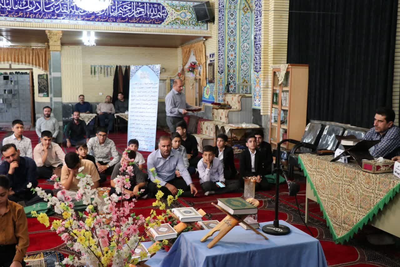 دومین روز «مدهامتان» با رقابت قرآنی و برنامههای ورزشی همراه شد