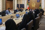 کتاب «عاشق ترم کن» با موضوع دفاع مقدس رونمایی شد