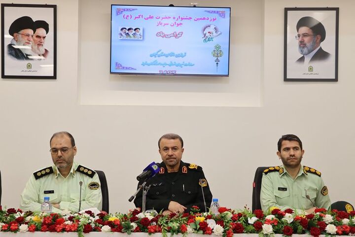 سربازان در خط مقدم تأمین نظم و امنیت کشور قرار دارند