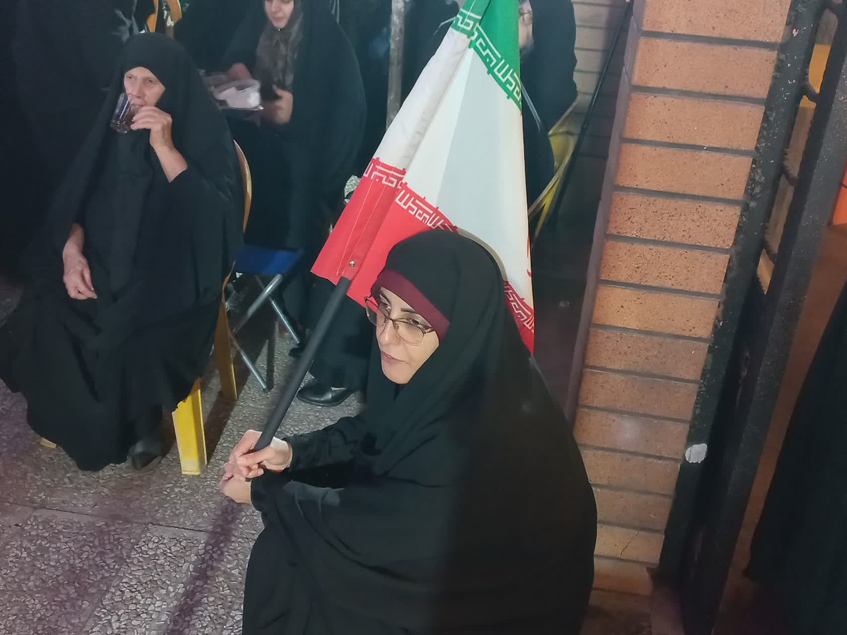 امروز صدای واحد ملت ایران در دنیا مخابره می‌شود / نیروی دریایی از همان روزهای آغاز جنگ در میدان بود