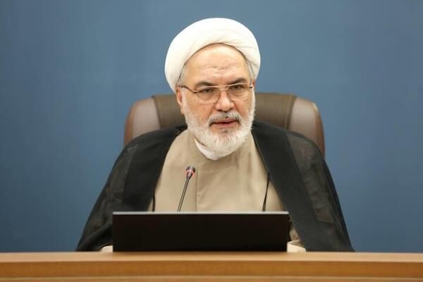پایتخت قرآن باید به صورت مردمی و مستمر انتخاب شود