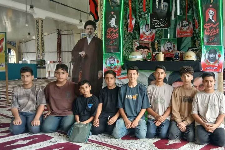 نوجوانان کانون شهدای محمدآباد پای روایت شهدا ایستادند