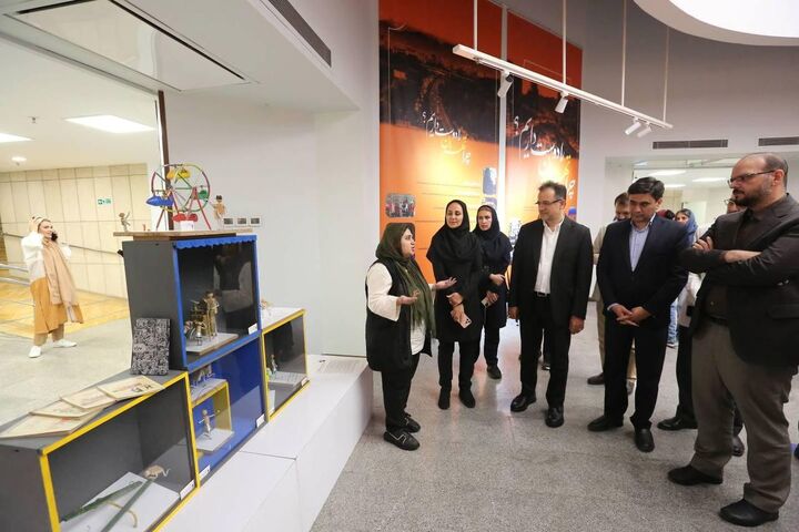 از «قصه‌های تهران» تا نامه به شهردار ۱۴۵۰ در یک گالری