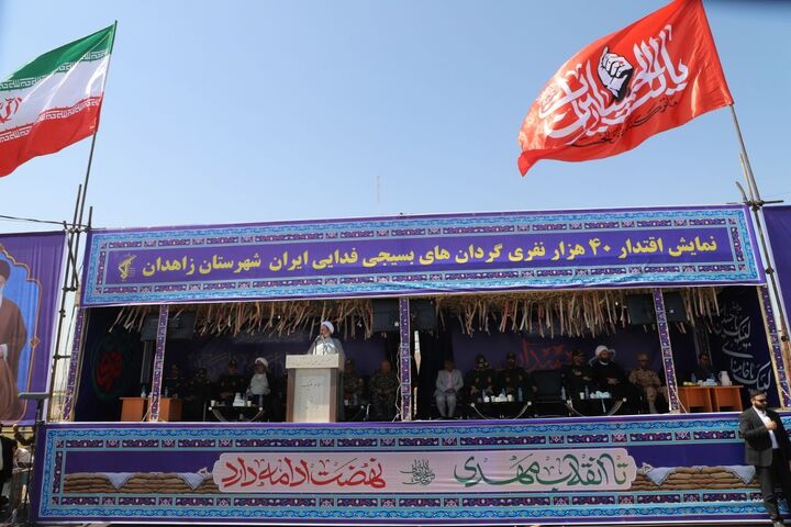 دشمن پس از شکست در عرصه نظامی به جنگ ترکیبی روی آورده است